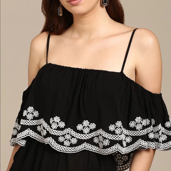 Black Romper with Lace - Picture 3 of 10